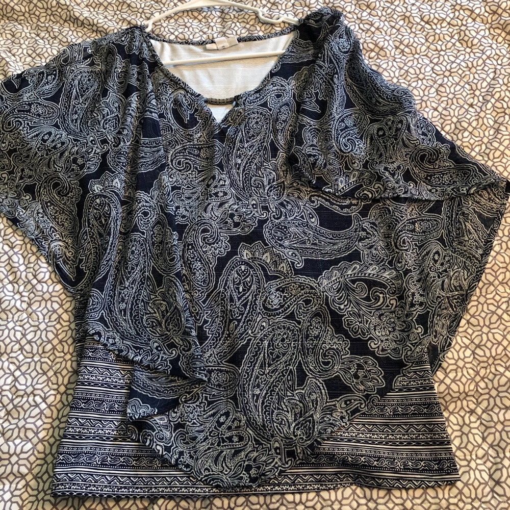 Beautiful Flowy Blue Blouse